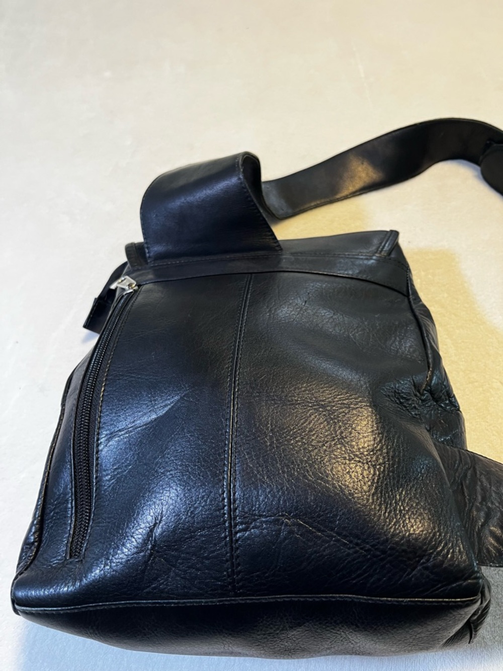 Vintage Leather Ranch Crossbody Bag Black Multi Pocket Genuine Leather - Picture 7 of 10
